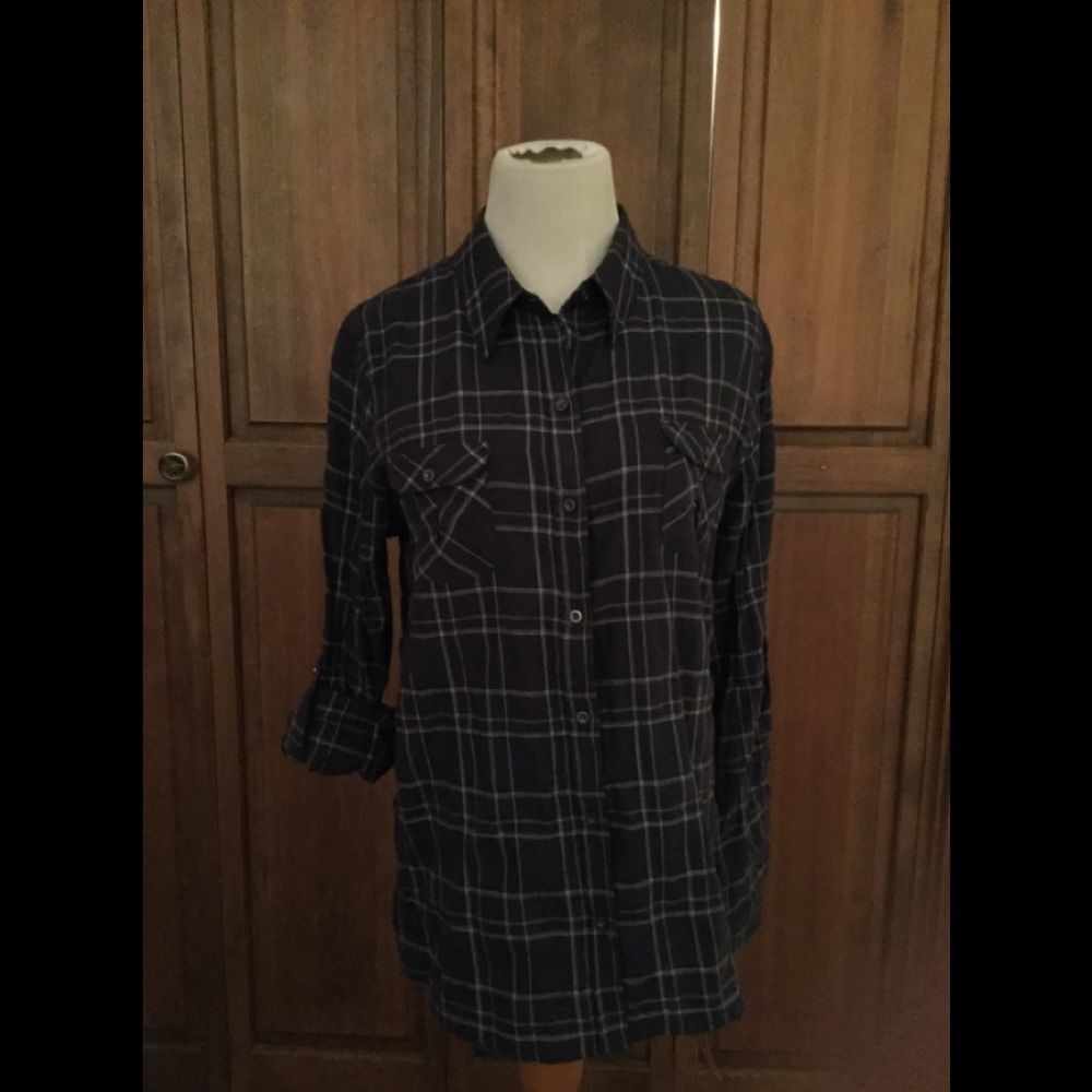 NWT Women’s Navy & White Plaid Shirt